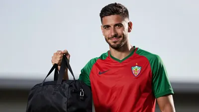 Levante loses Kervin Arriaga, who leaves the club to surprise with his new destination