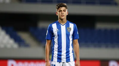 Levante UD trusts its youth academy and has already promoted Marc Santos, a 15-year-old left-back, to the first team